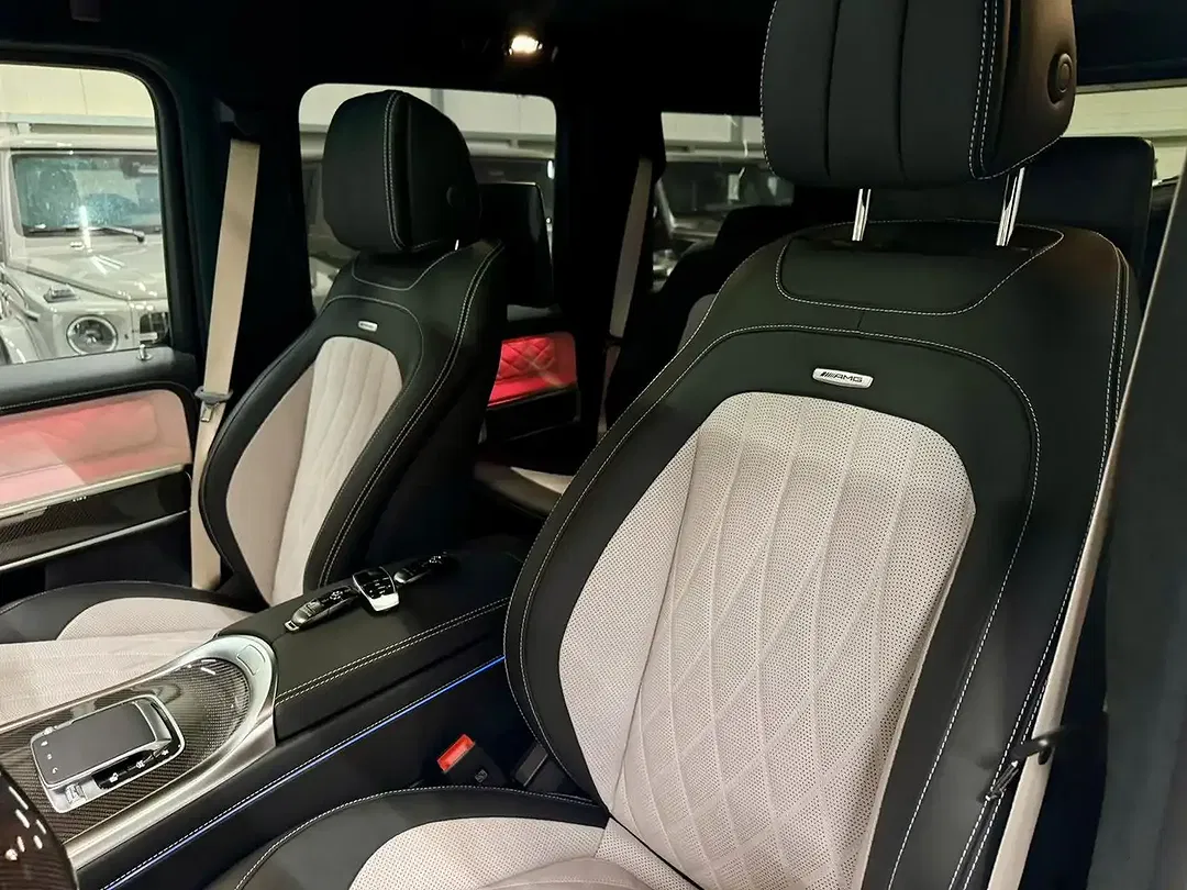 Mercedes-Benz G 63 AMG - Thumbnail 14