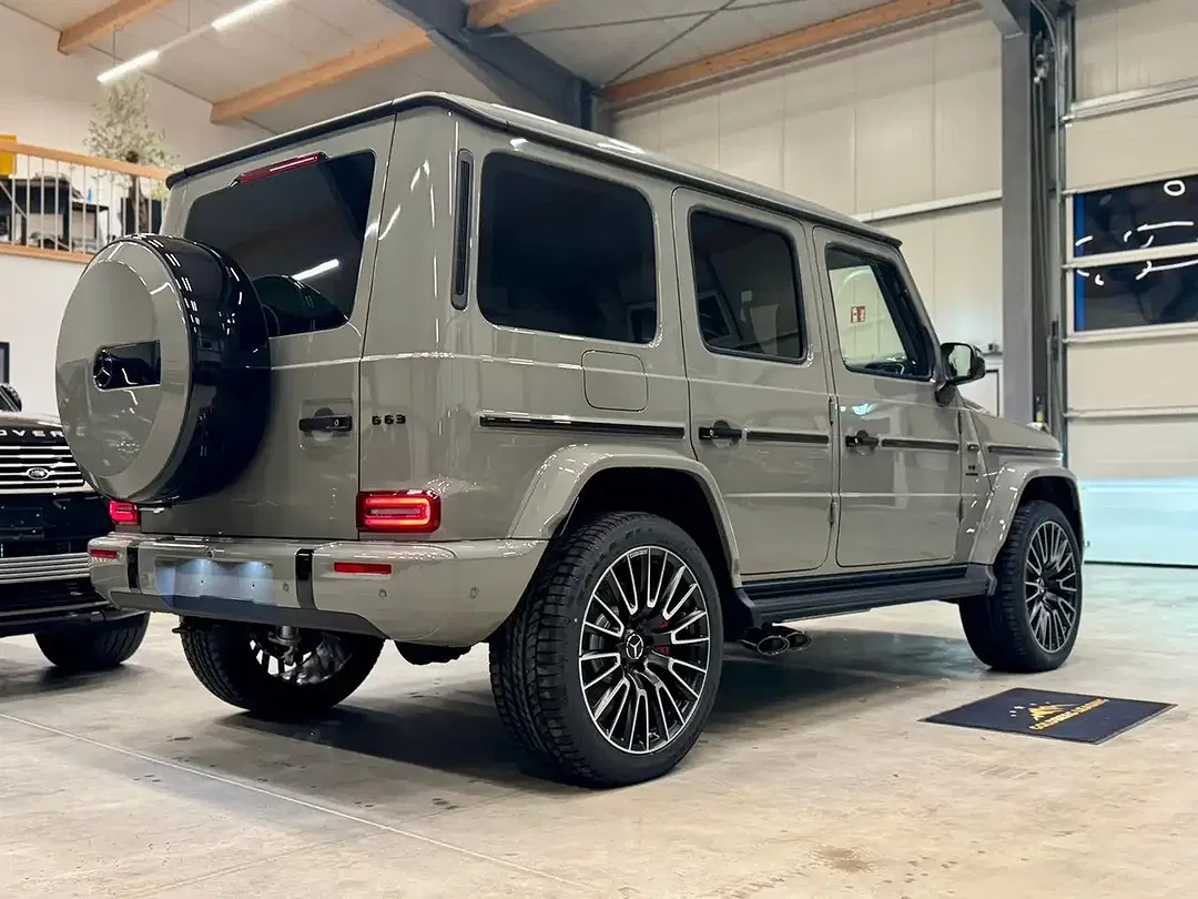 Mercedes-Benz G 63 AMG - Thumbnail 15