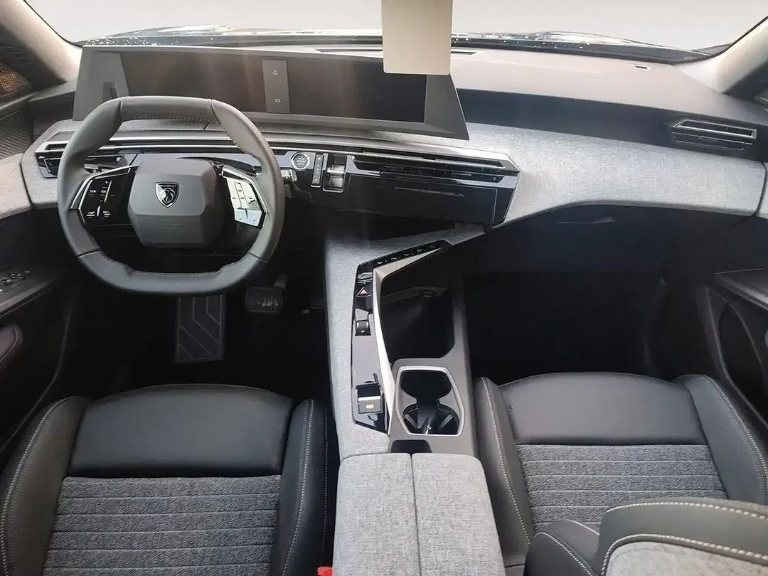 Peugeot 3008 - Thumbnail 11