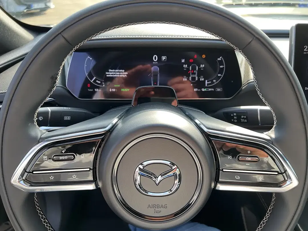 Mazda 6e - Thumbnail 12