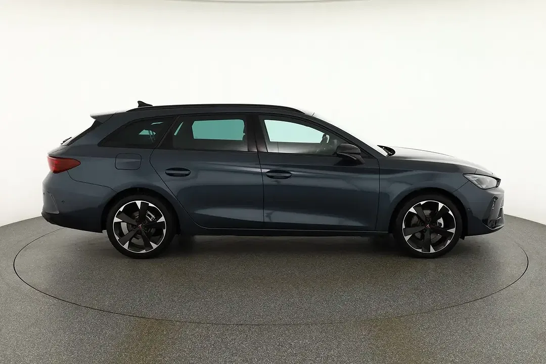 CUPRA Leon - Thumbnail 5