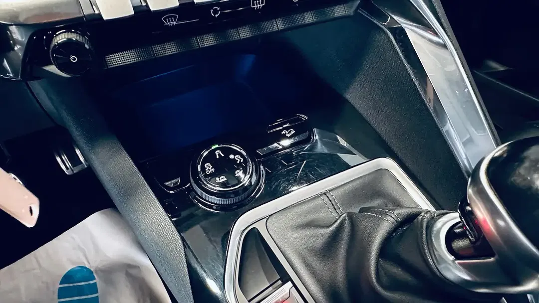 Peugeot 5008 - Thumbnail 14
