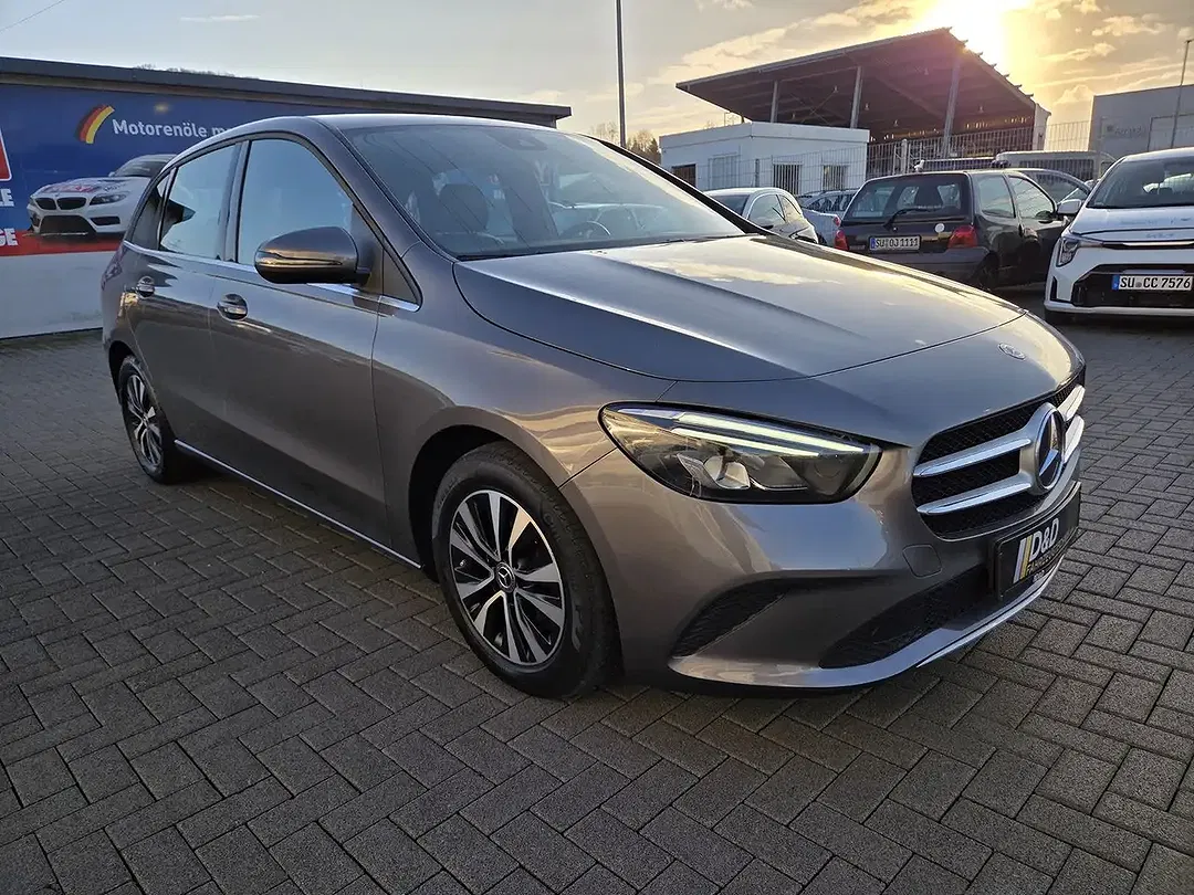 Mercedes-Benz B 200 - Thumbnail 3