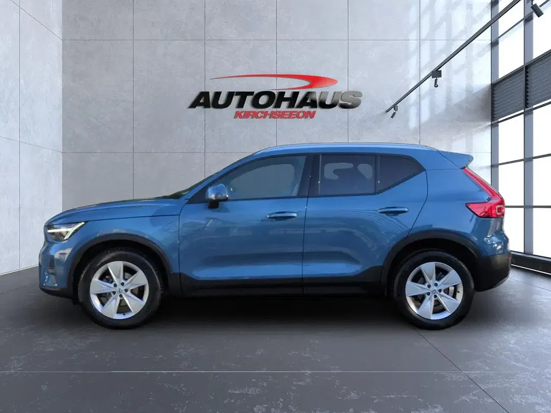 Volvo XC40 - Thumbnail 6