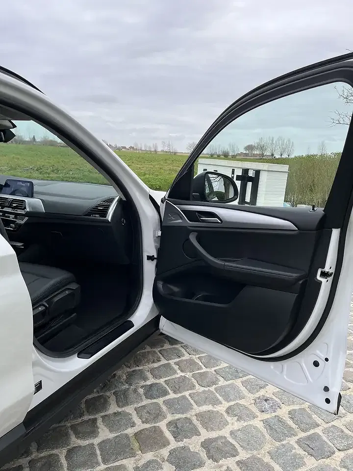 BMW X3 - Thumbnail 11