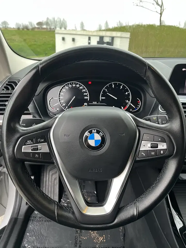 BMW X3 - Thumbnail 18