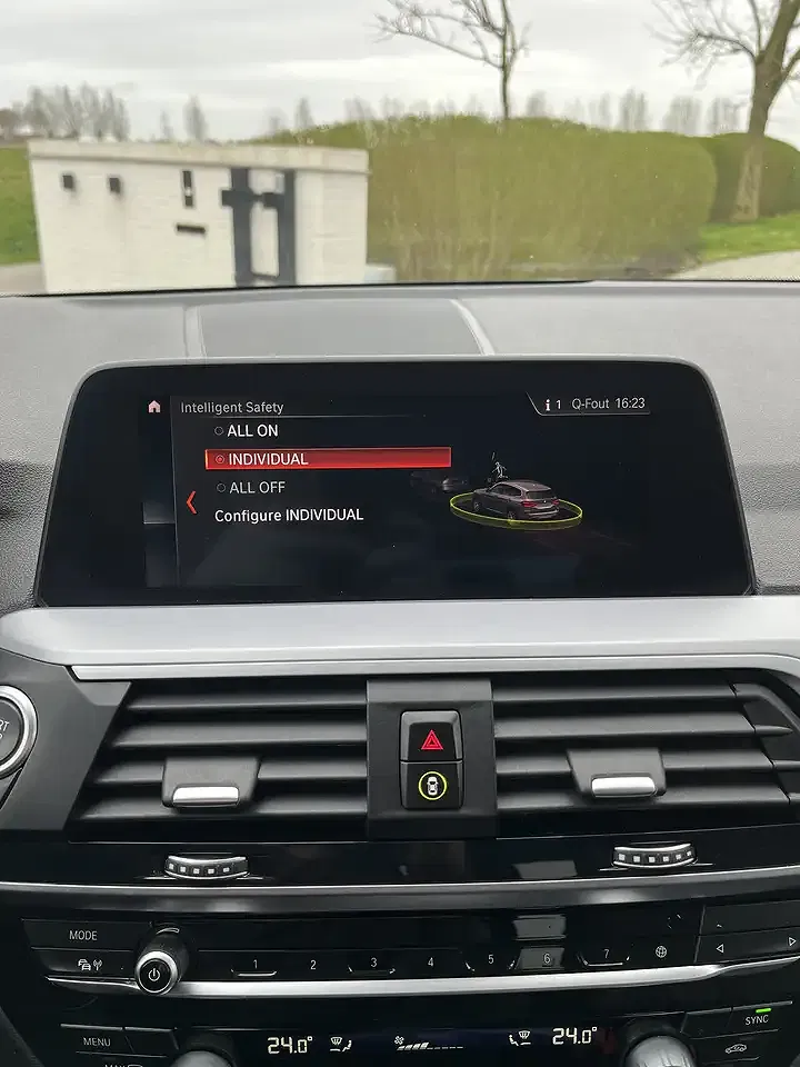 BMW X3 - Thumbnail 20