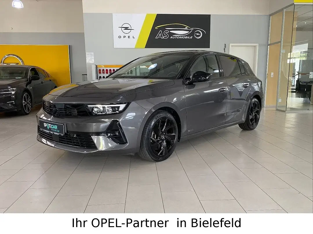 Opel Astra - Afbeelding 1