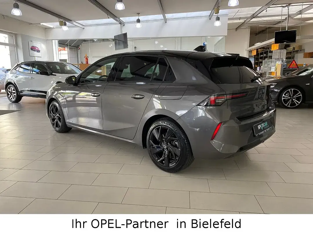 Opel Astra - Thumbnail 5