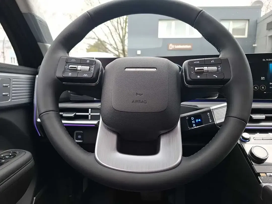 Hyundai SANTA FE - Thumbnail 10