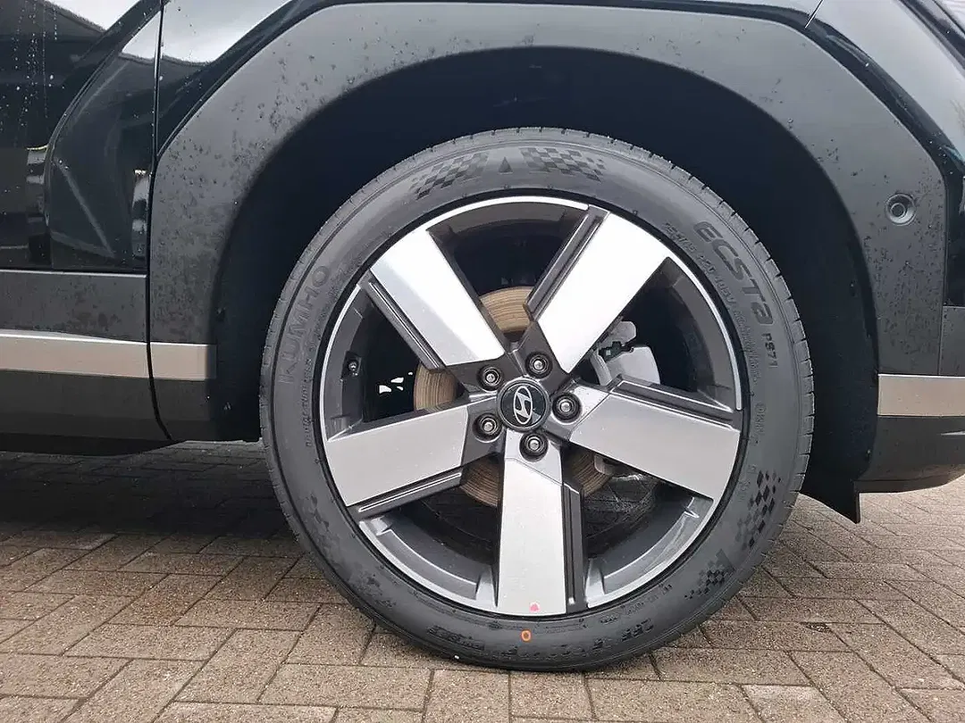 Hyundai SANTA FE - Thumbnail 6