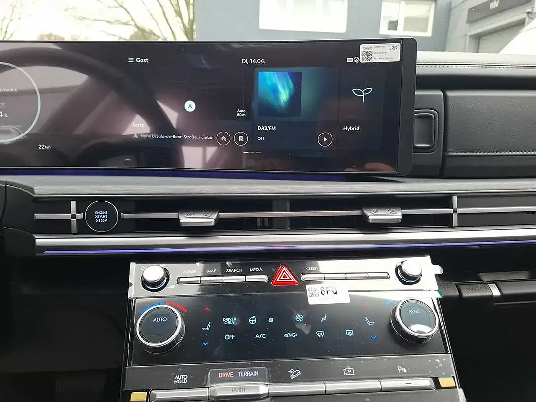 Hyundai SANTA FE - Thumbnail 9