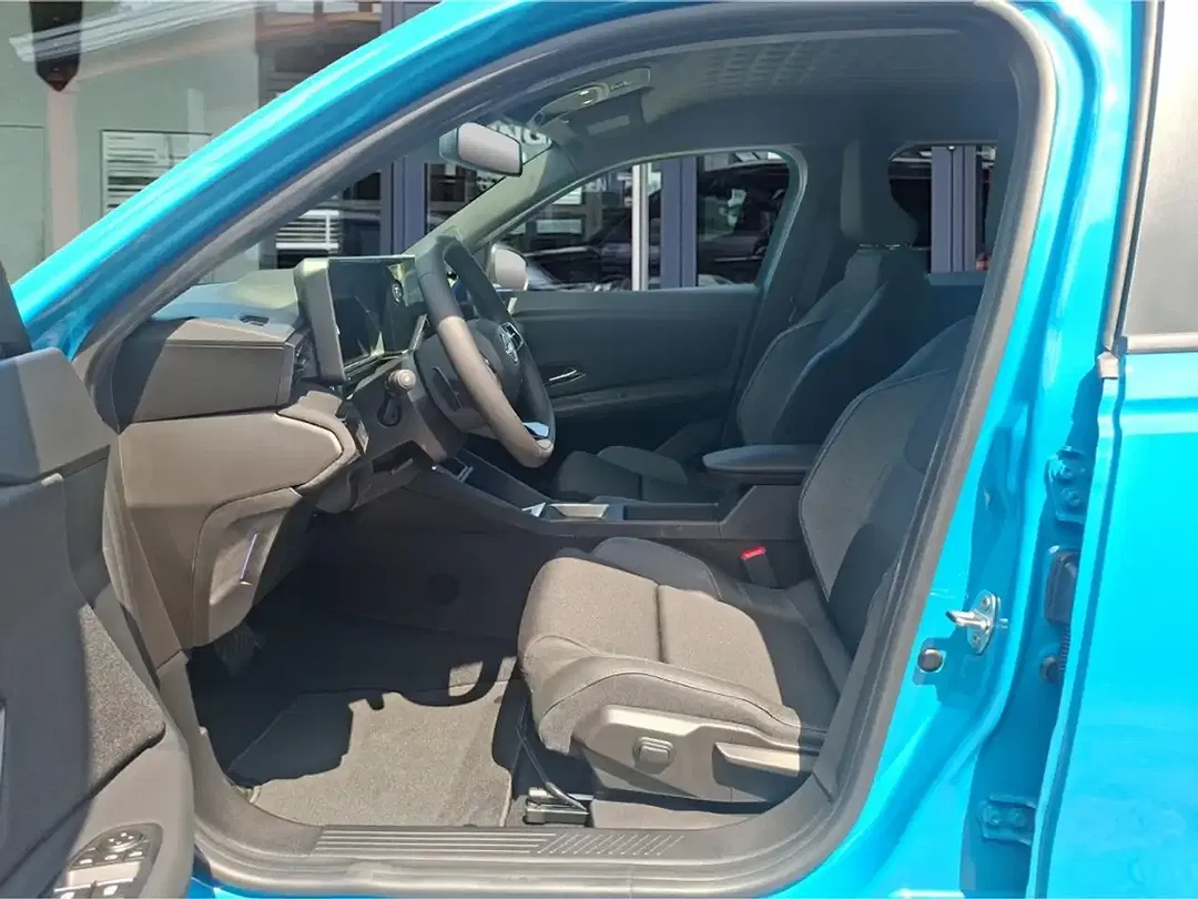 Nissan Micra - Thumbnail 7