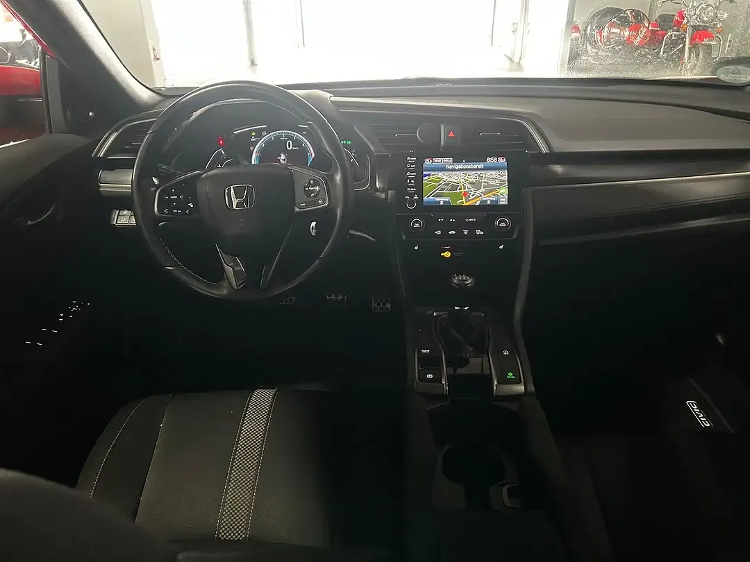 Honda Civic - Thumbnail 10