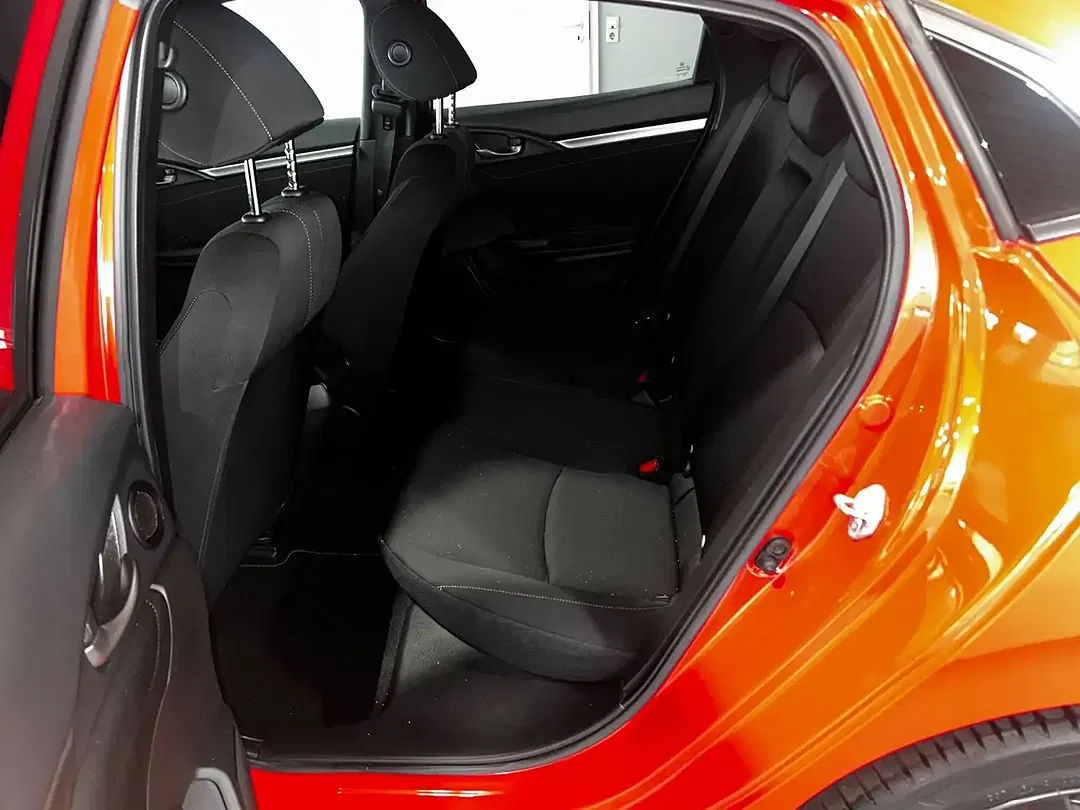 Honda Civic - Thumbnail 7