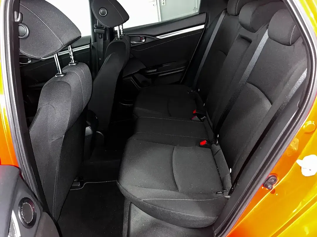 Honda Civic - Thumbnail 8