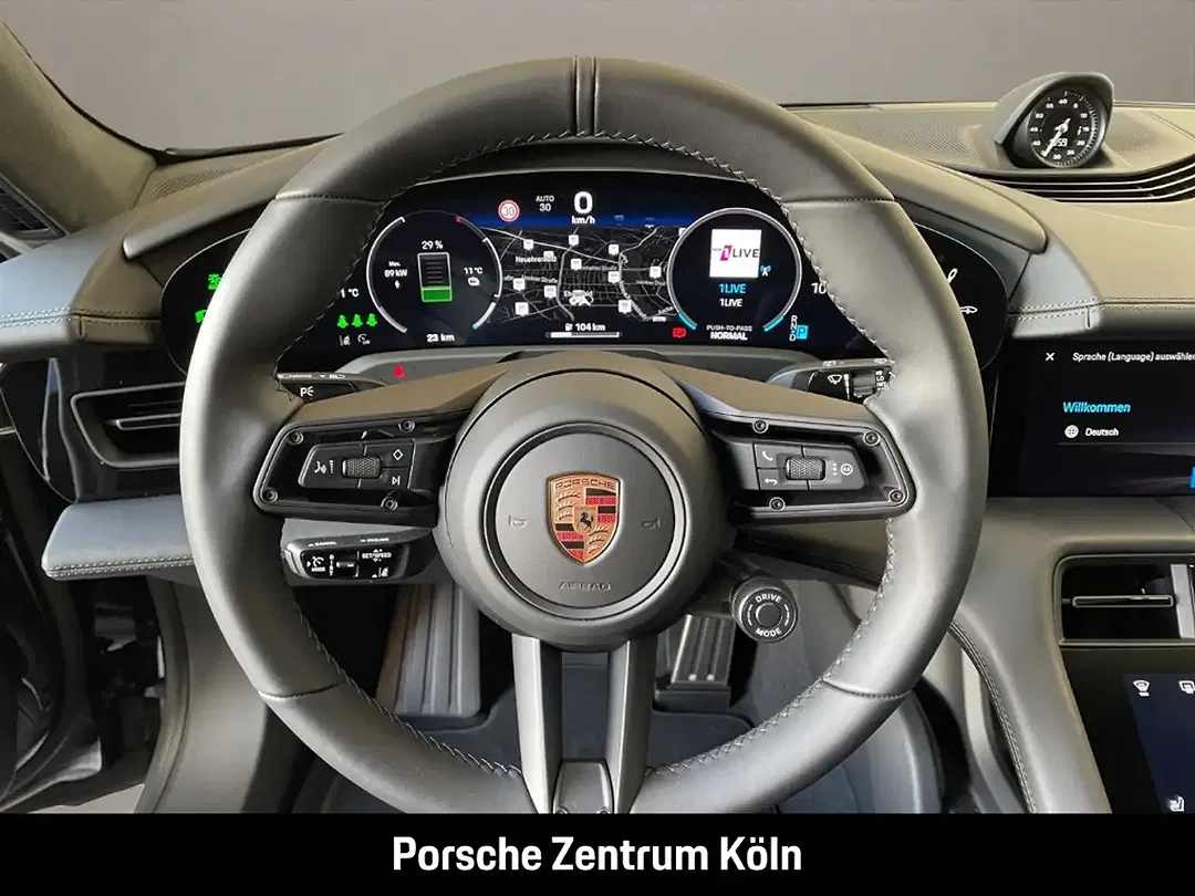 Porsche Taycan - Thumbnail 15