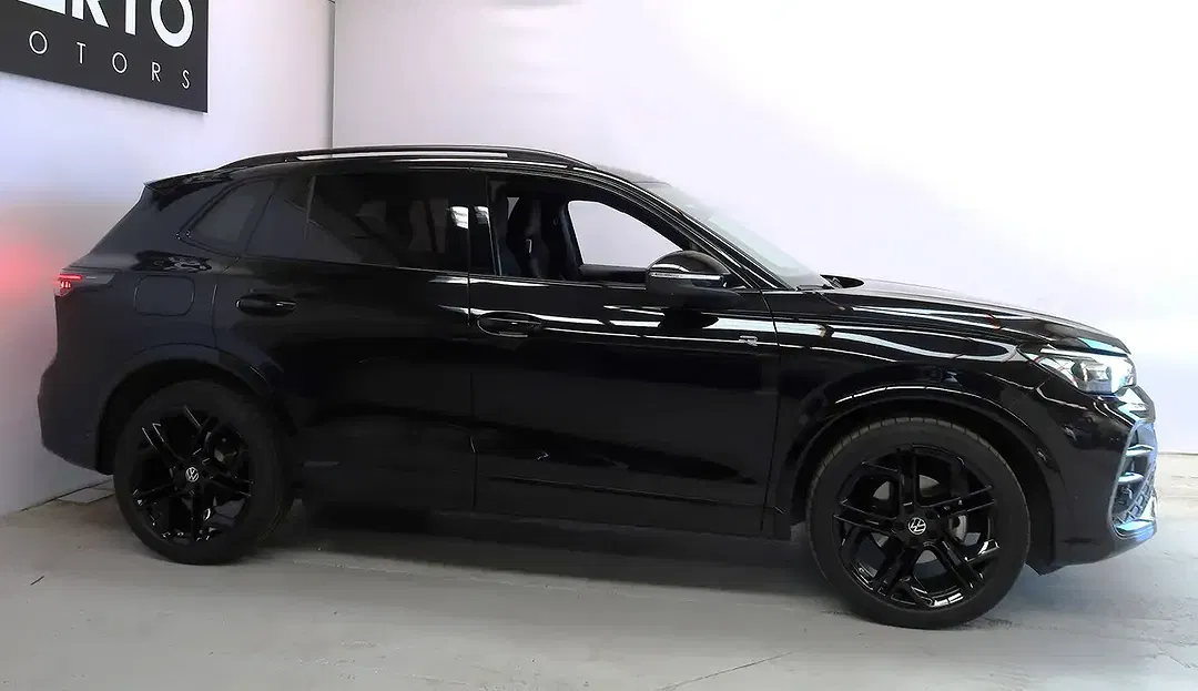 Volkswagen Tiguan - Thumbnail 12