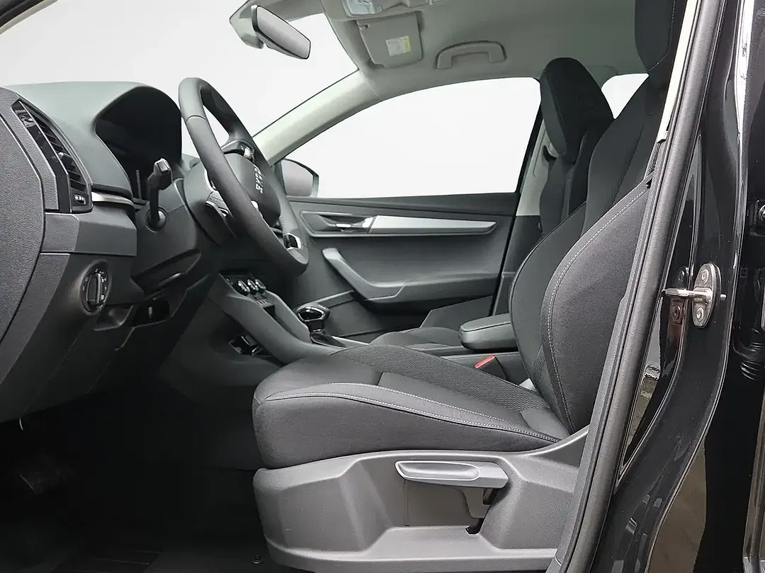 Skoda Karoq - Thumbnail 6