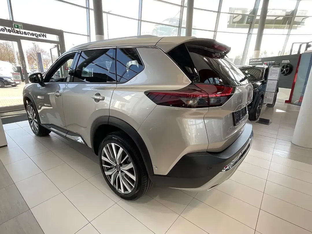 Nissan X-Trail - Thumbnail 4