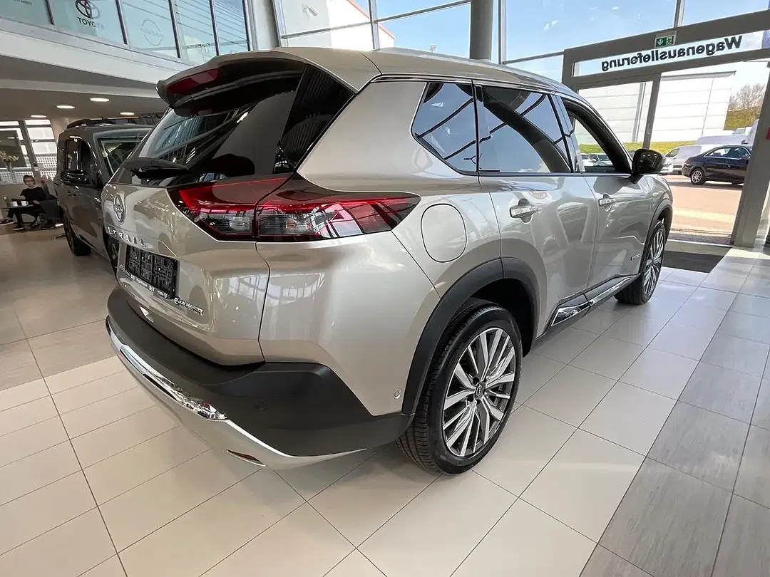 Nissan X-Trail - Thumbnail 5