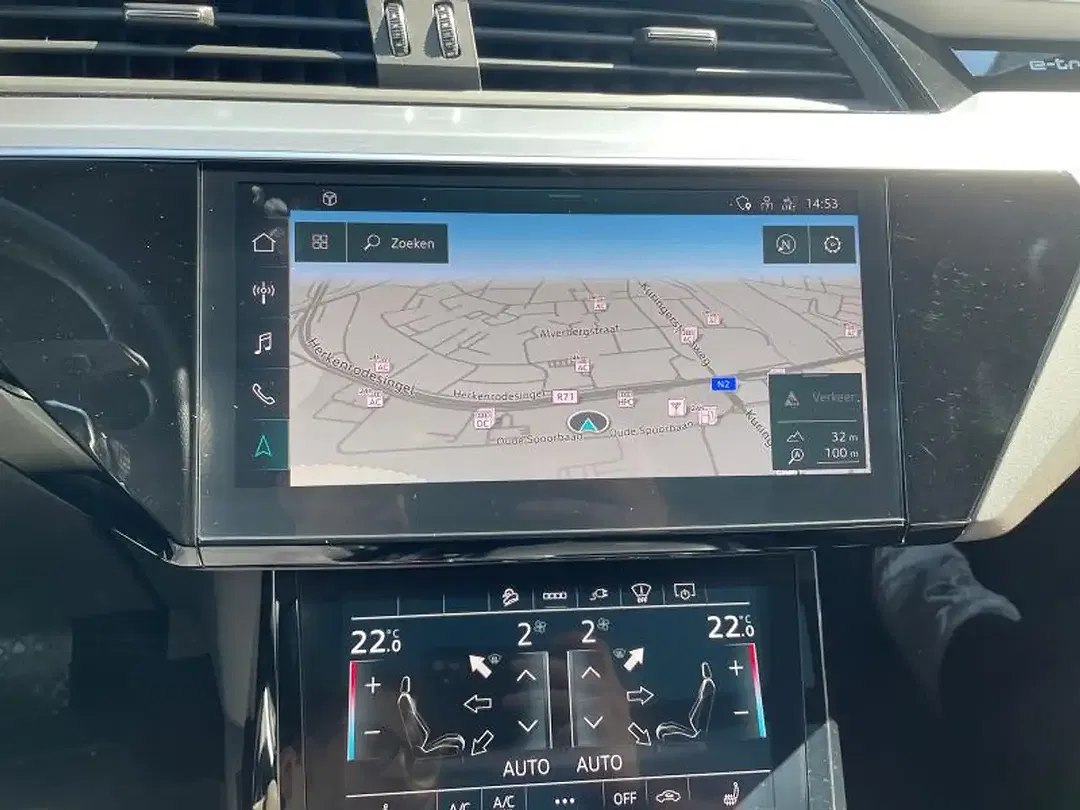 Audi SQ8 e-tron - Thumbnail 15