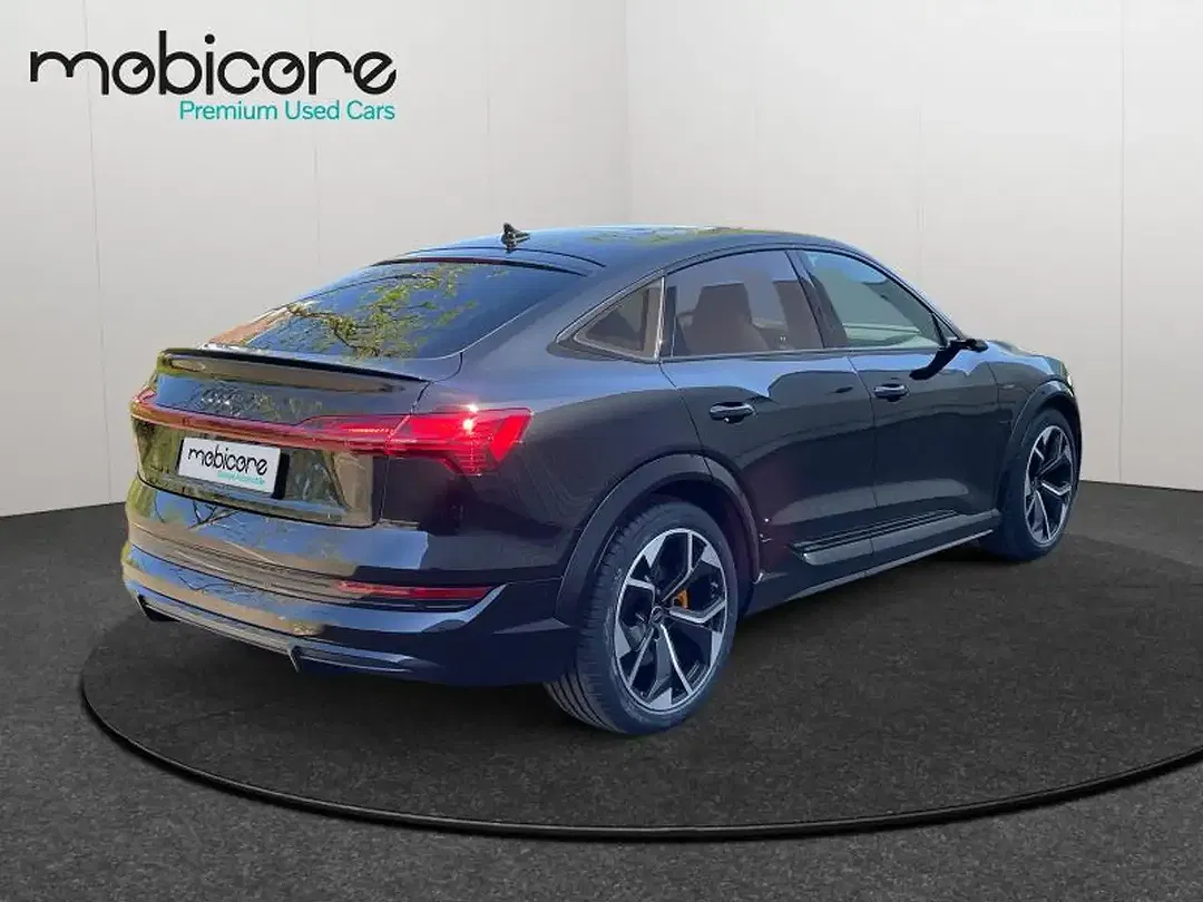 Audi SQ8 e-tron - Thumbnail 2