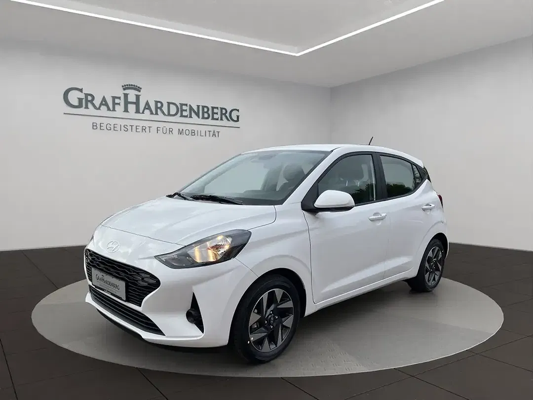 Hyundai i10 - Thumbnail 1