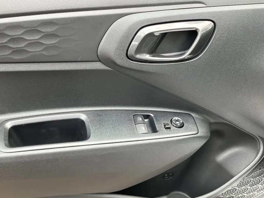 Hyundai i10 - Thumbnail 10