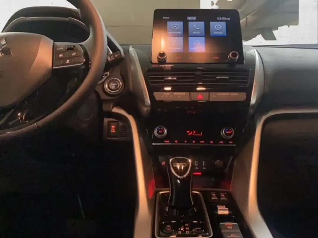 Mitsubishi Eclipse Cross - Thumbnail 12