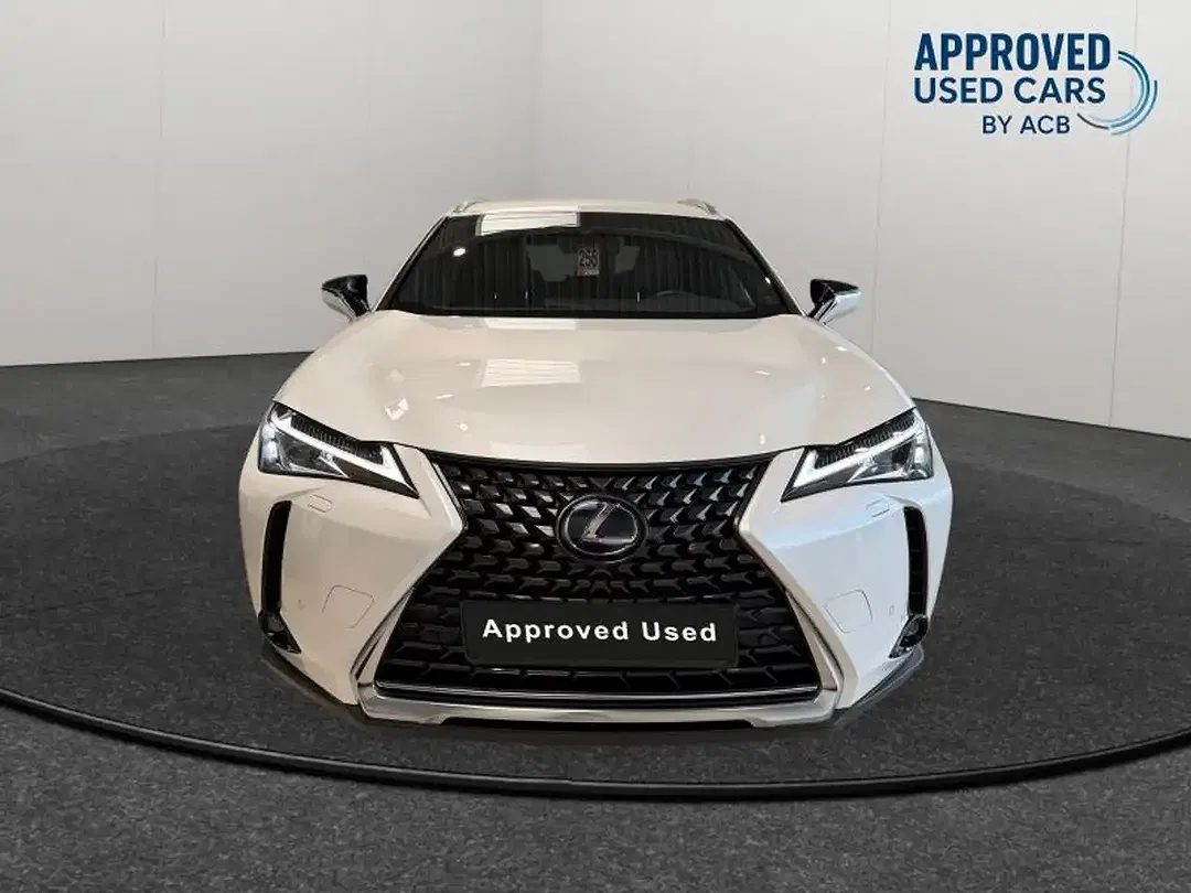 Lexus UX 250h - Thumbnail 2