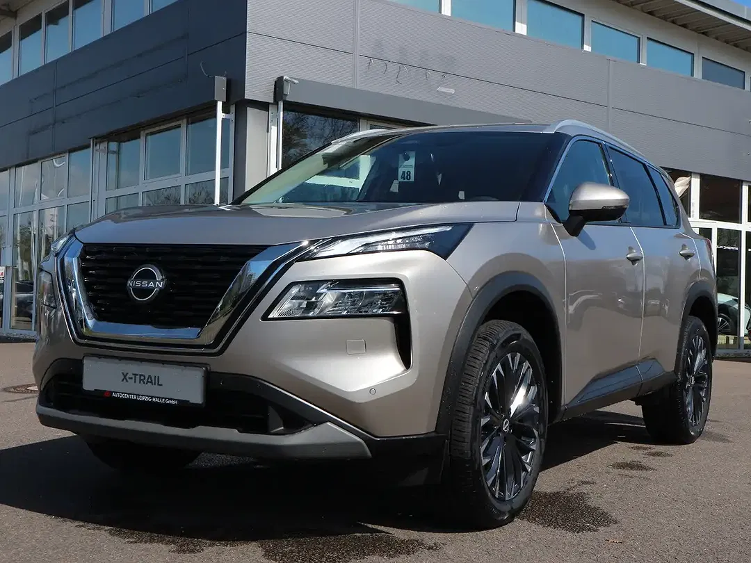 Nissan X-Trail - Thumbnail 2
