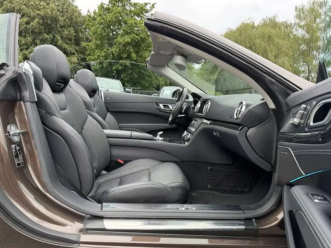 Mercedes-Benz SL 400 - Thumbnail 4