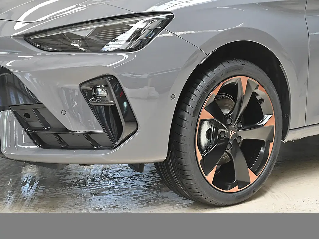 CUPRA Leon - Thumbnail 6