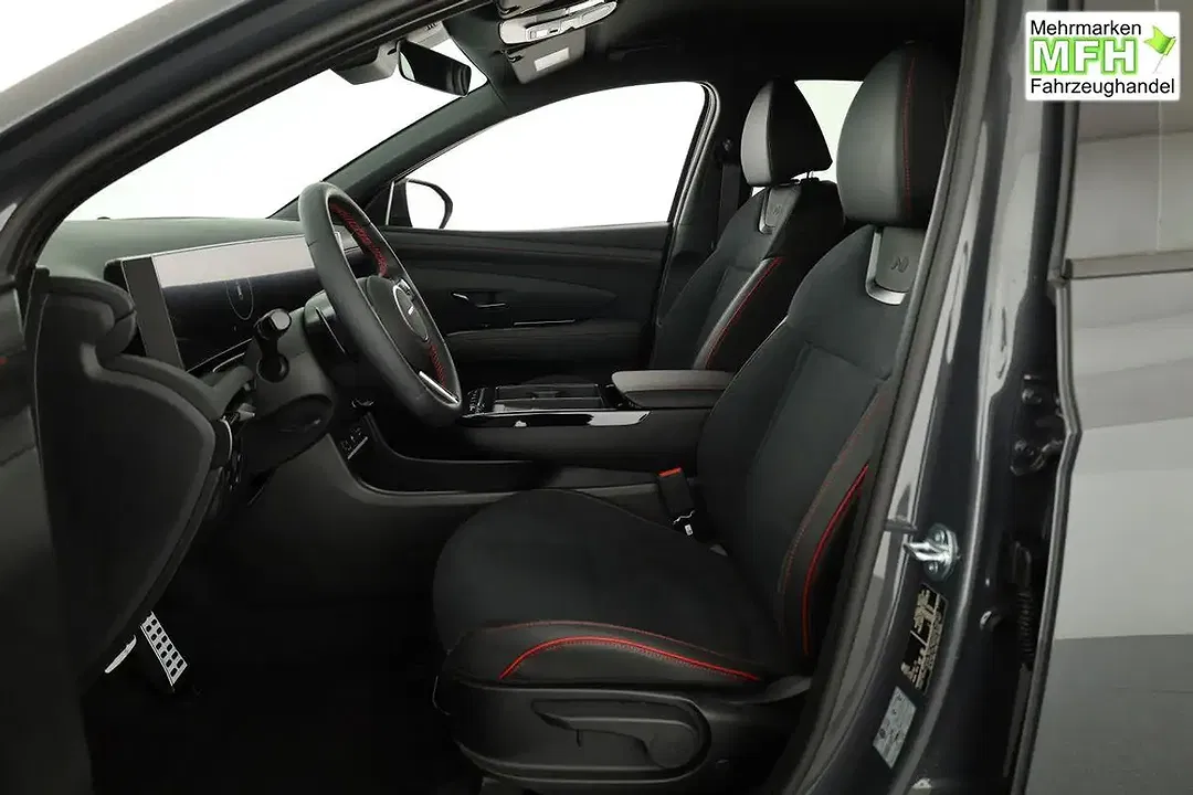 Hyundai TUCSON - Thumbnail 9