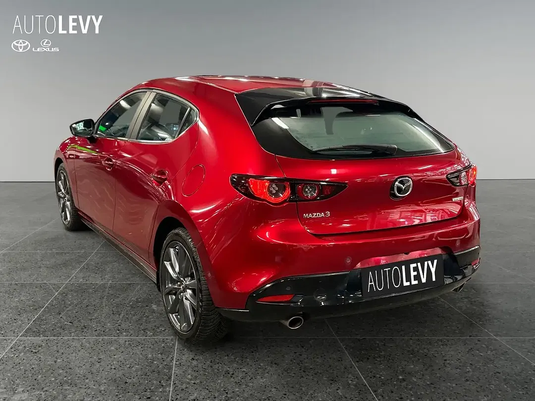 Mazda 3 - Thumbnail 4