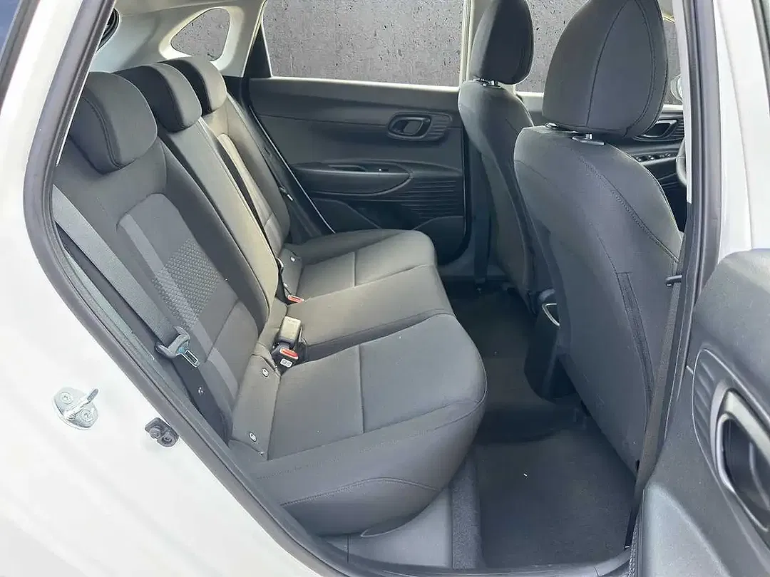 Hyundai i20 - Thumbnail 15