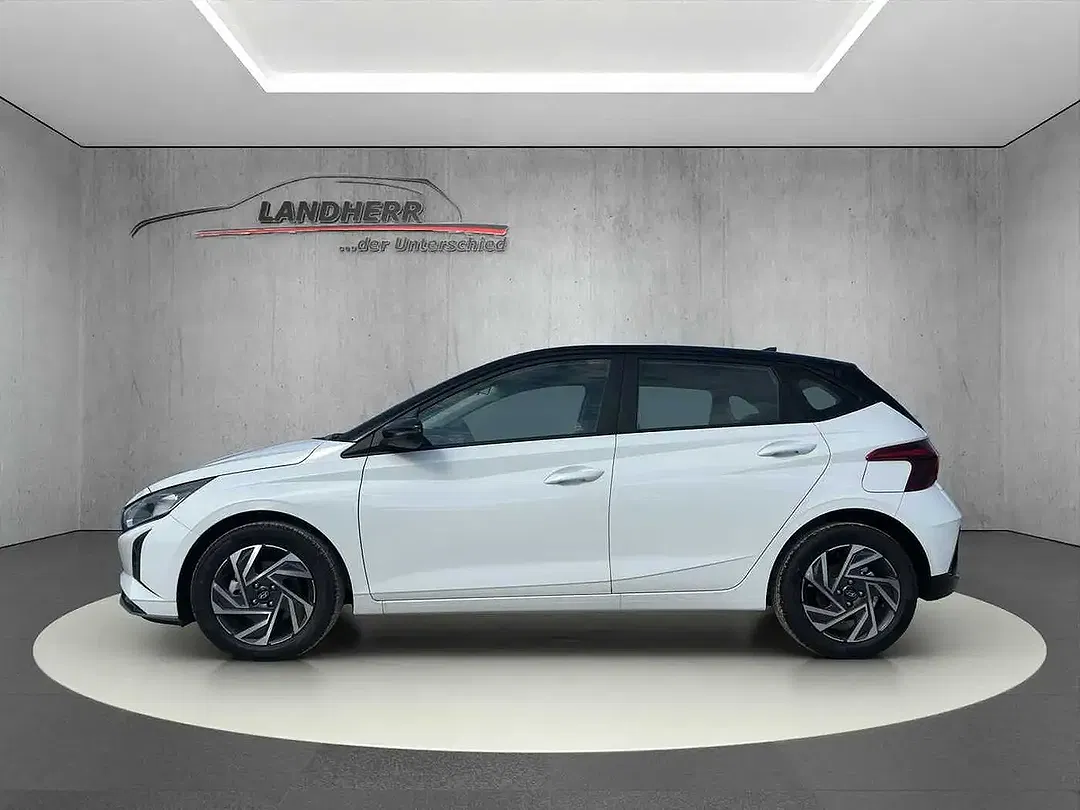 Hyundai i20 - Thumbnail 2