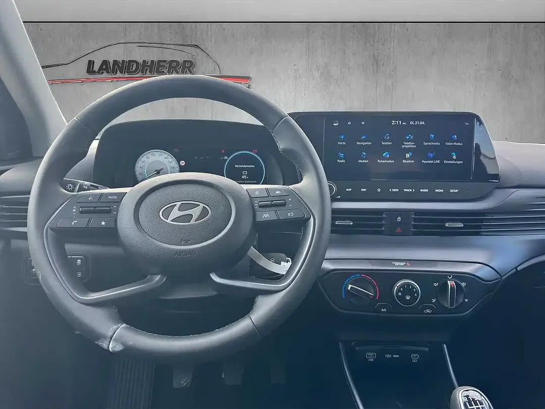 Hyundai i20 - Thumbnail 3