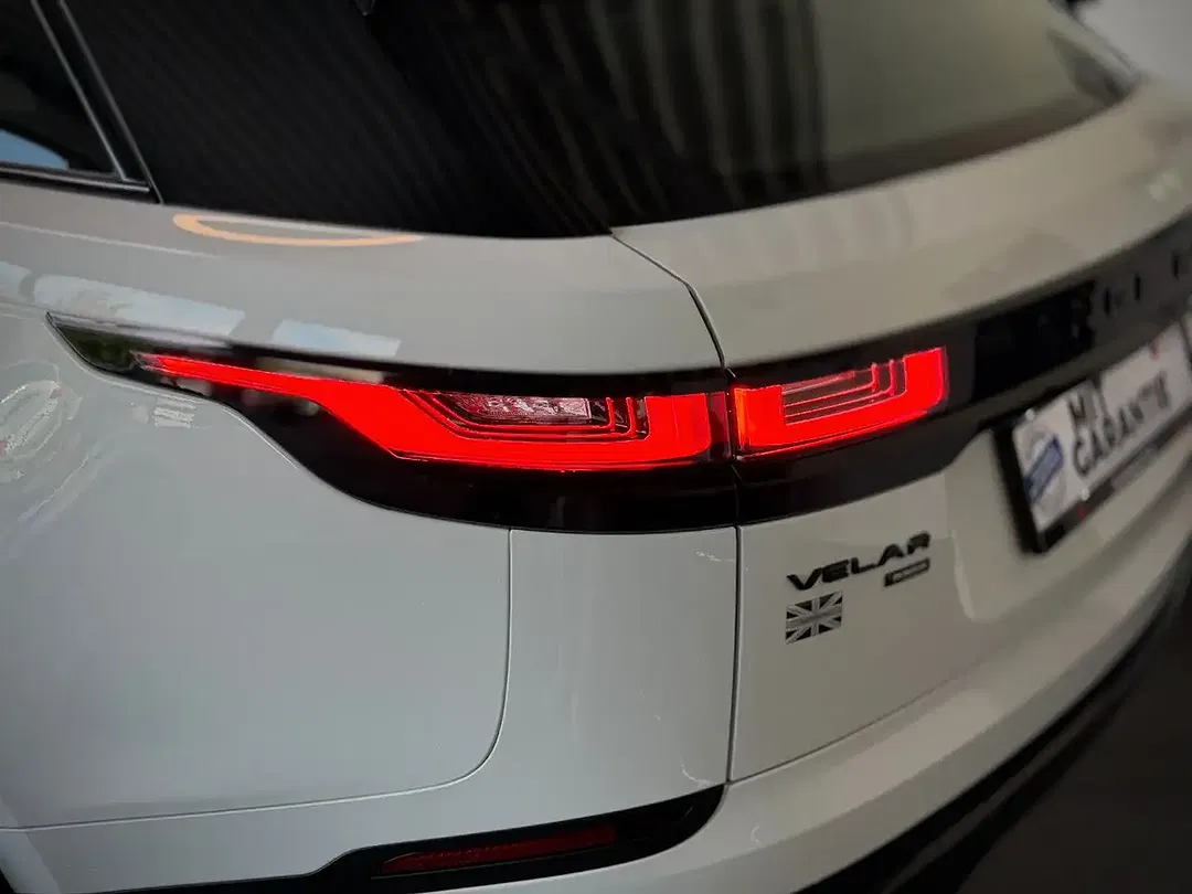 Land Rover Range Rover Velar - Thumbnail 11