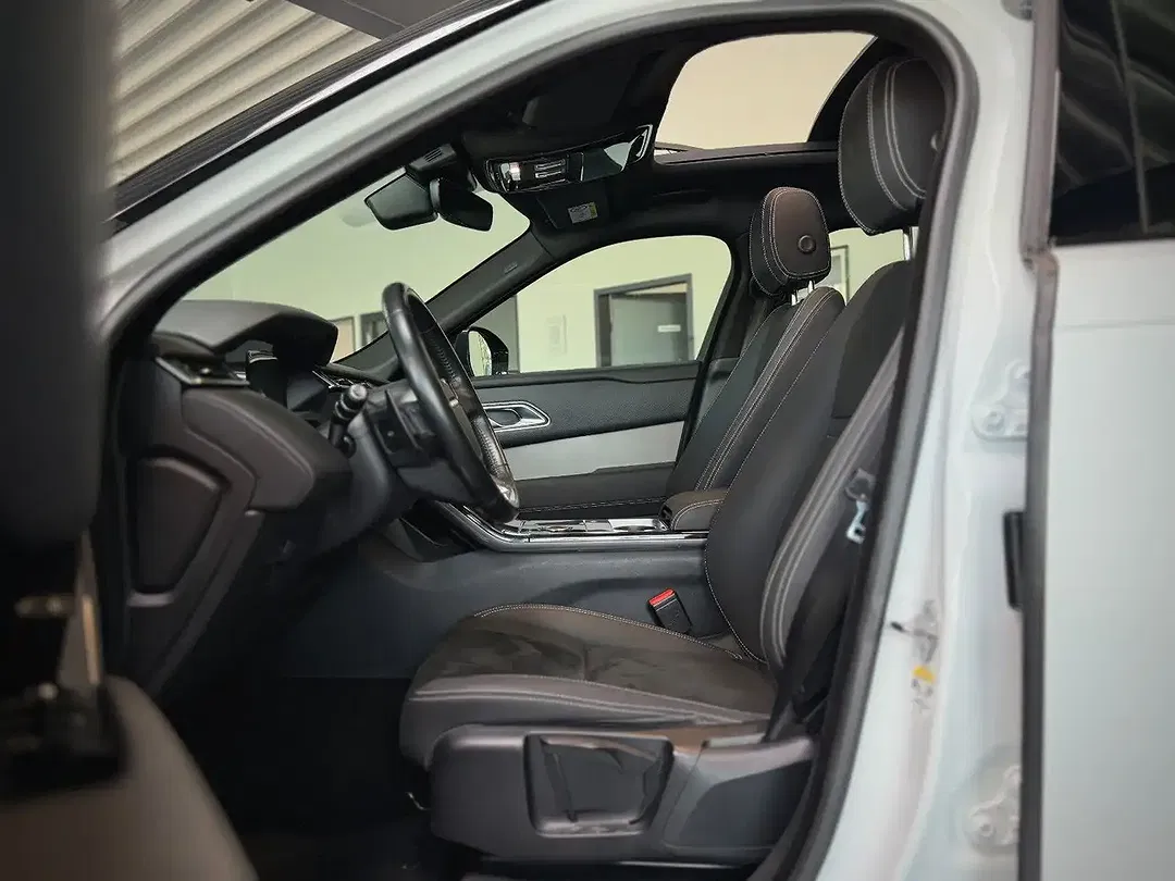 Land Rover Range Rover Velar - Thumbnail 13