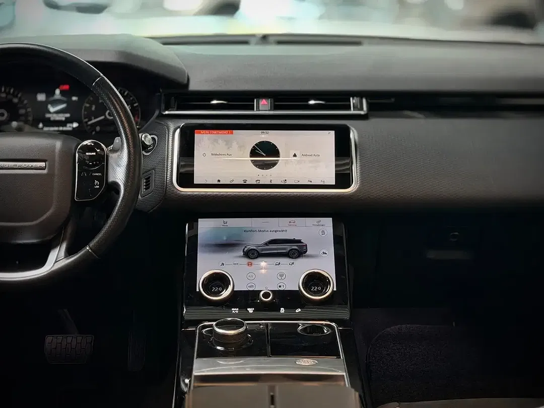 Land Rover Range Rover Velar - Thumbnail 4