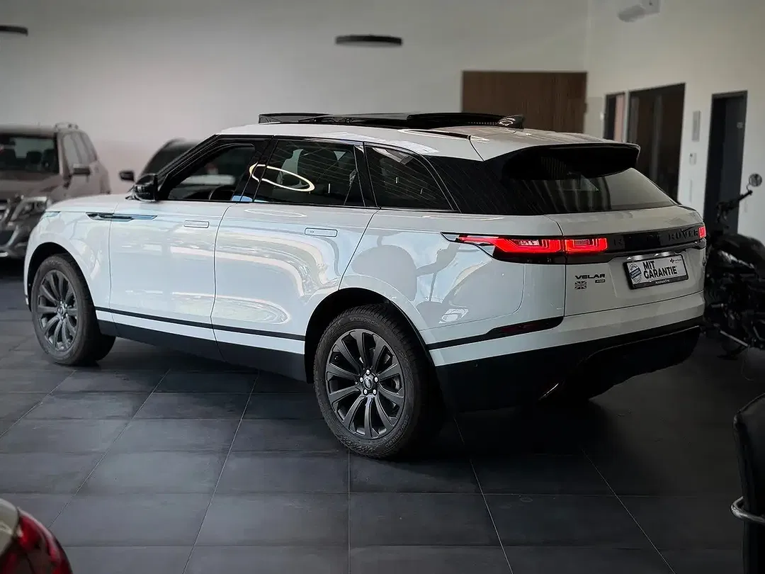 Land Rover Range Rover Velar - Thumbnail 5