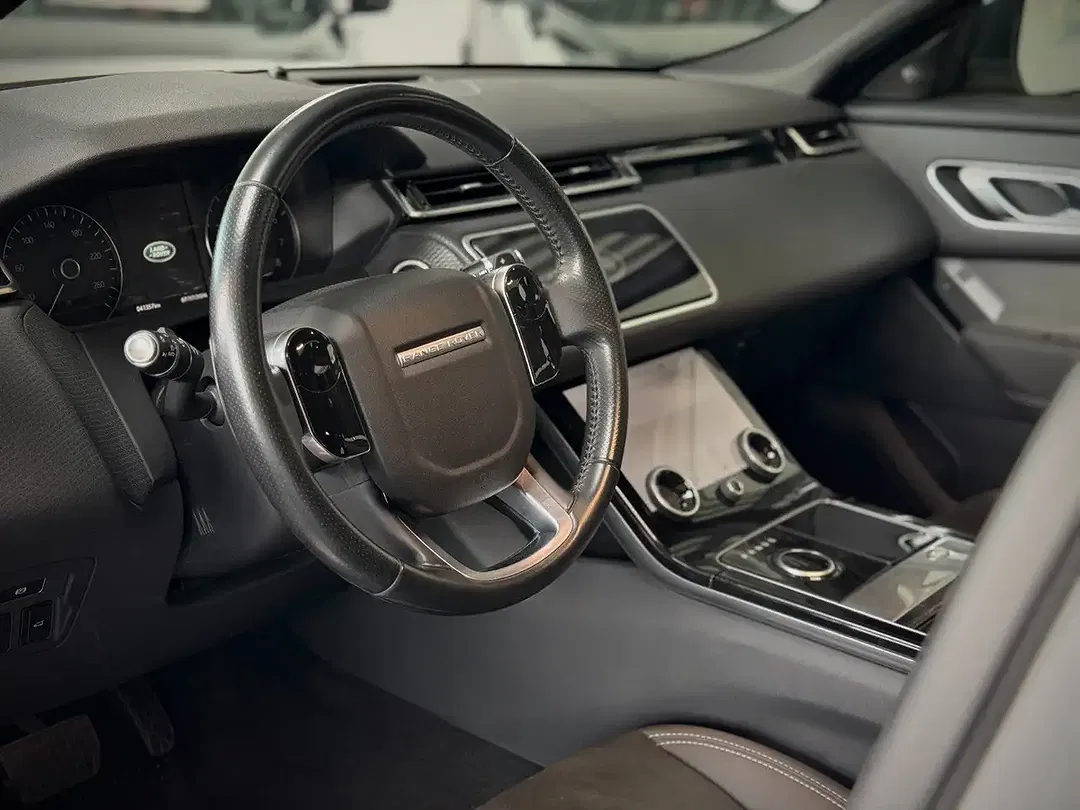 Land Rover Range Rover Velar - Thumbnail 8