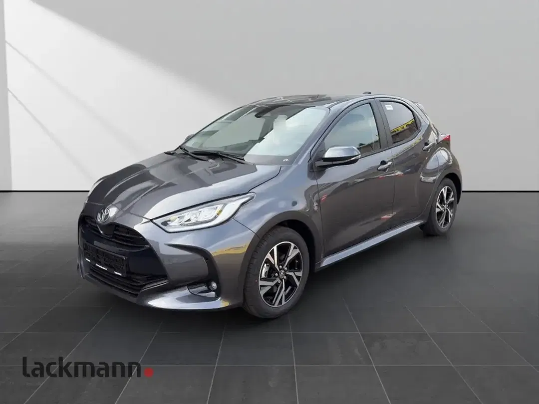Toyota Yaris - Thumbnail 2