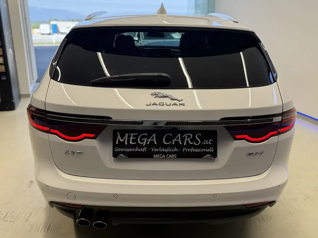 Jaguar XF - Thumbnail 7