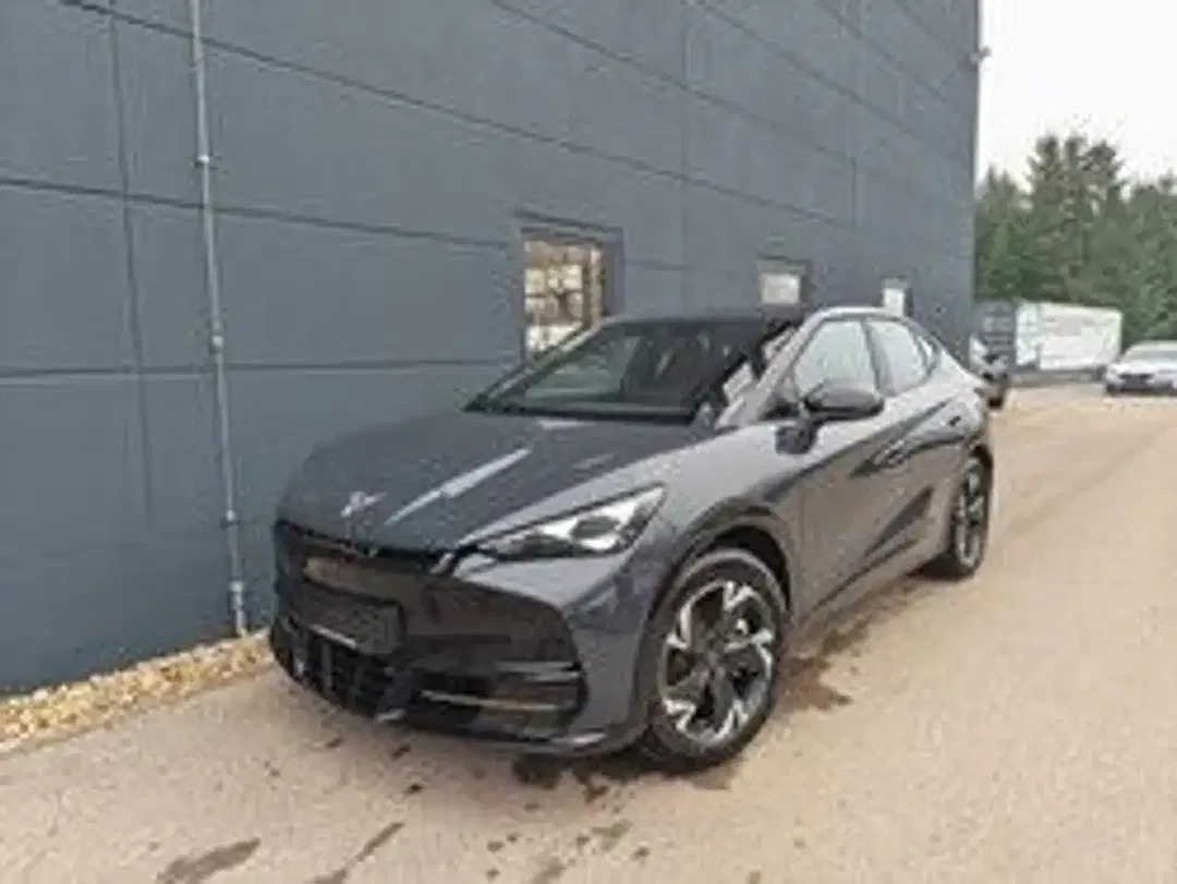 CUPRA Tavascan - Thumbnail 2