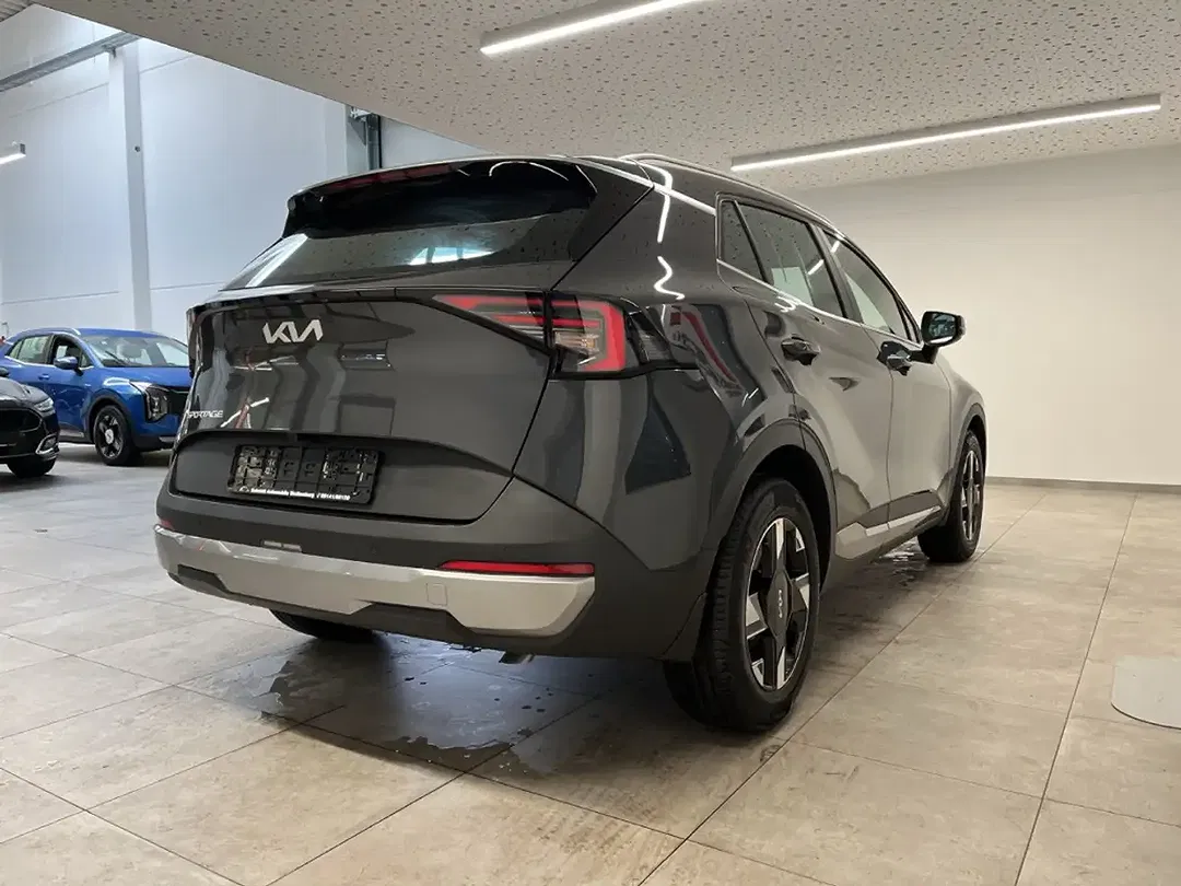 Kia Sportage - Thumbnail 4