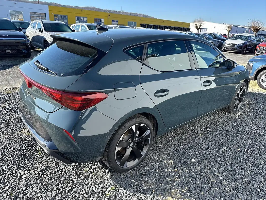 CUPRA Leon - Thumbnail 5