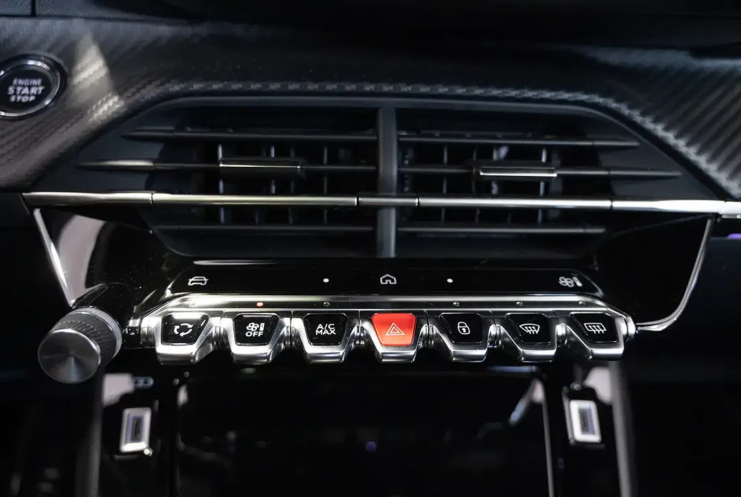 Peugeot 2008 - Thumbnail 10
